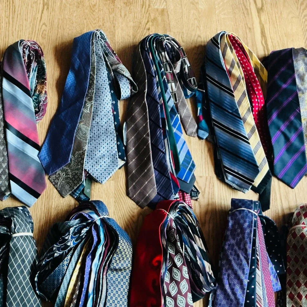 Men dress ties ππππ - Picture 2 of 12